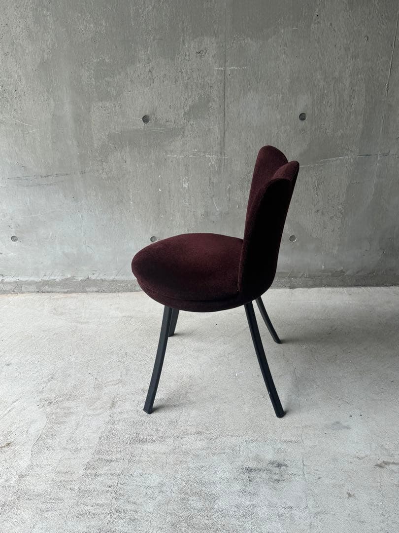 ベルベットチェア　ミッドセンチュリー　ポップ　ポストモダン