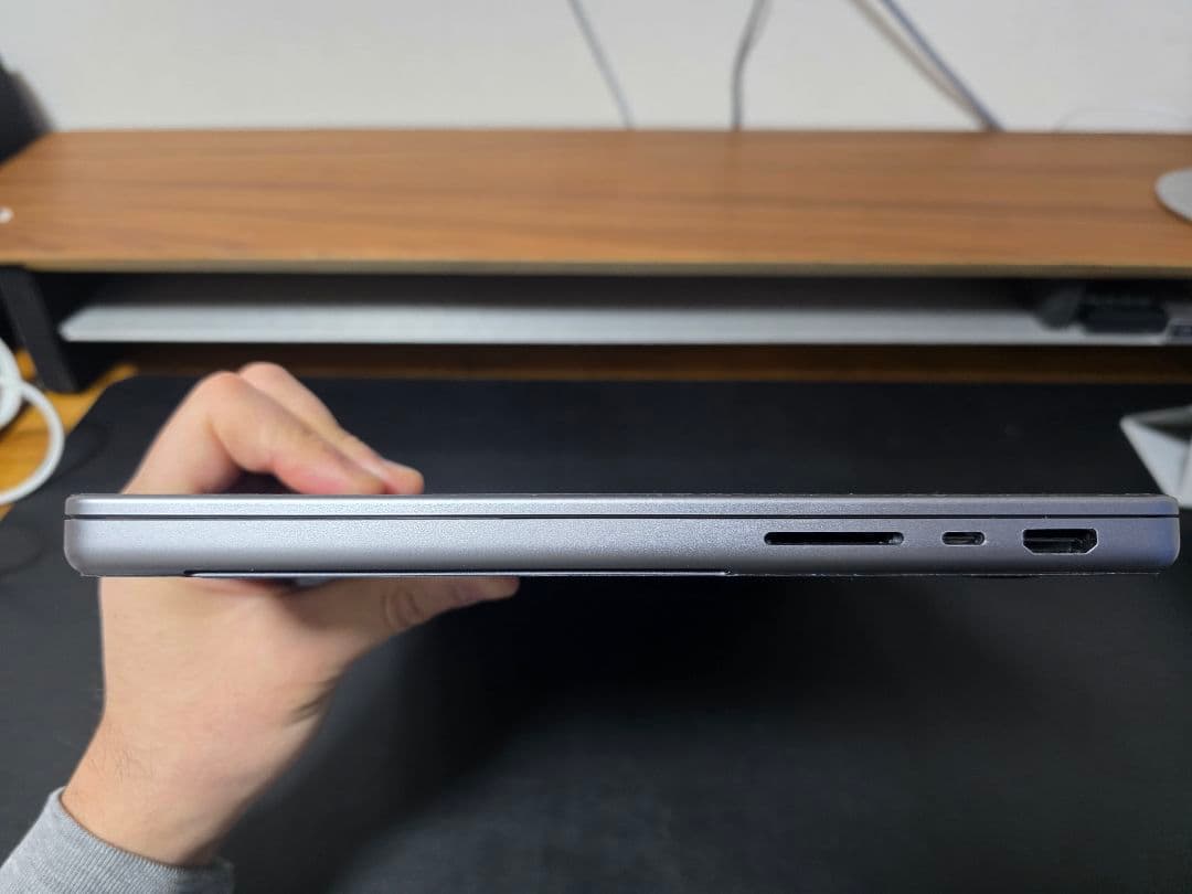 MacBook Pro 14インチ M2 Pro 16GB 1TB usキー