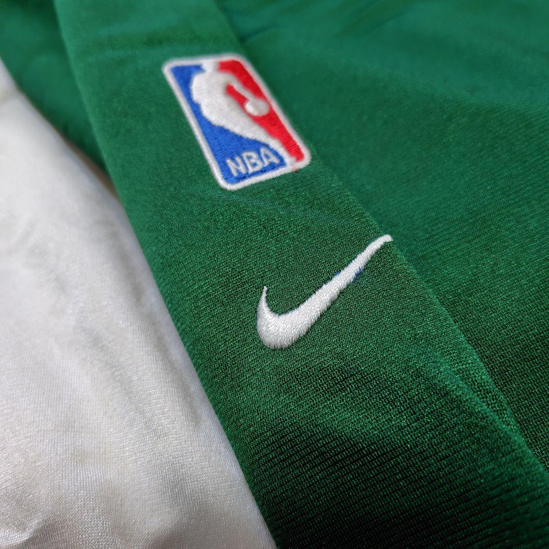 Nike　Celtics ジャケット
