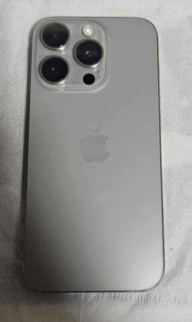iPhone15pro ナチュラルチタニウム