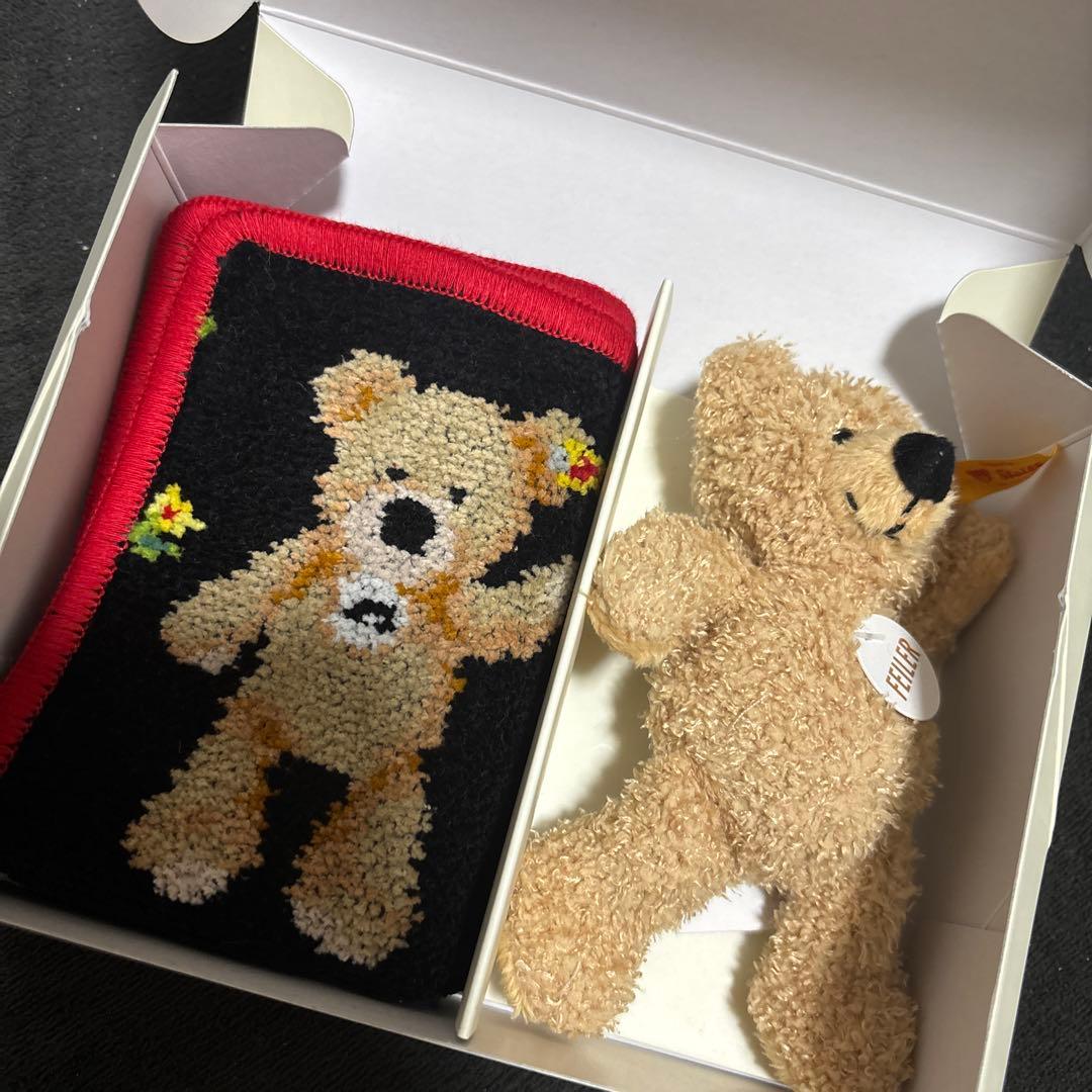 ぱ*ん様 FEILER シュタイフコラボ　ハンカチ＆チャーム 2024