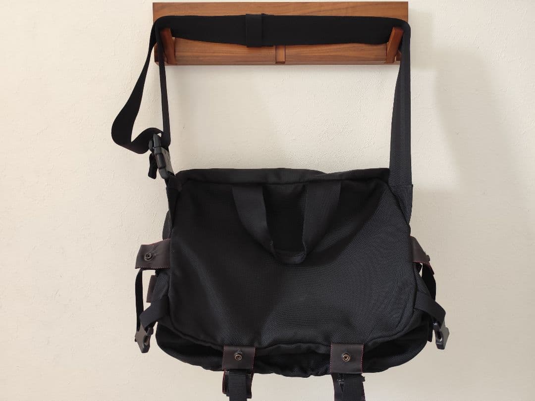 ブリーフィング DUNE SHOULDER ショルダーバッグ BRIEFING