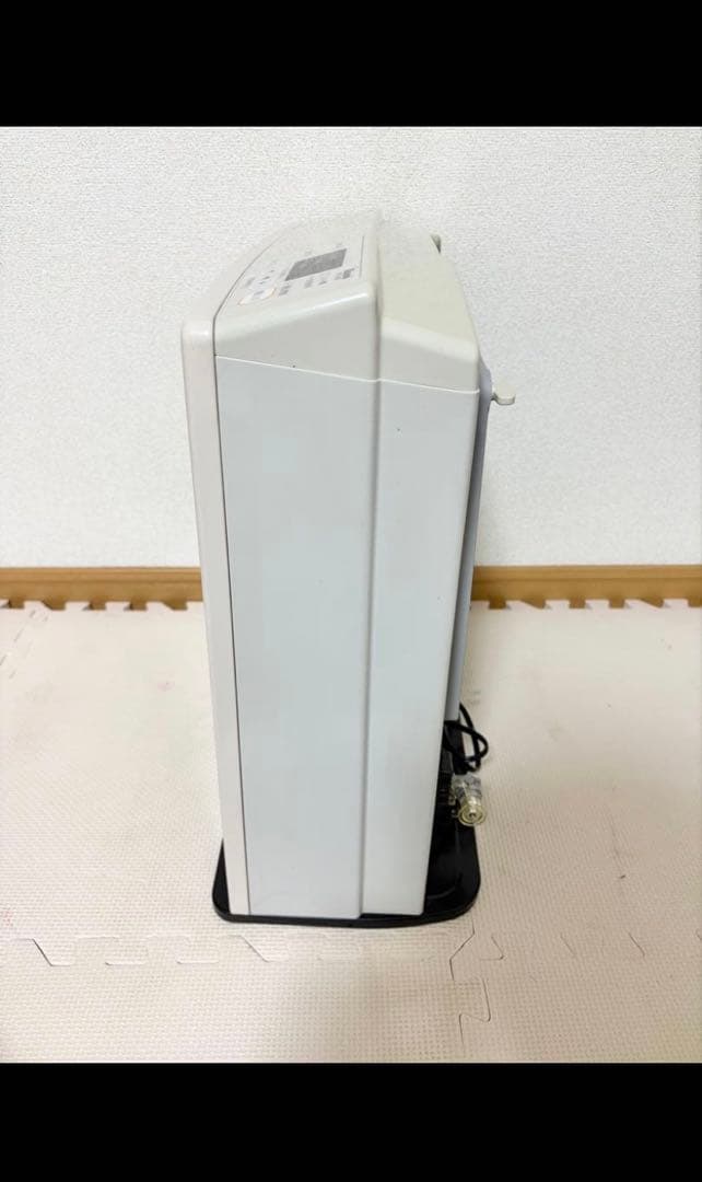 ホワイトRinnaiガスファンヒーター ガスコード3m付き　LPガス用