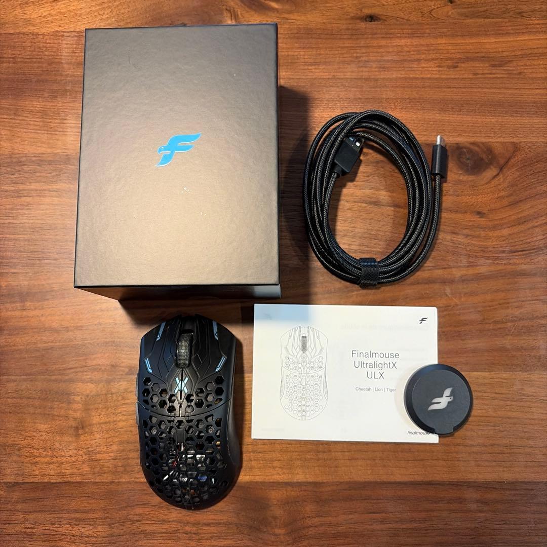 Finalmouse UltralightX ULX 　　　sサイズ