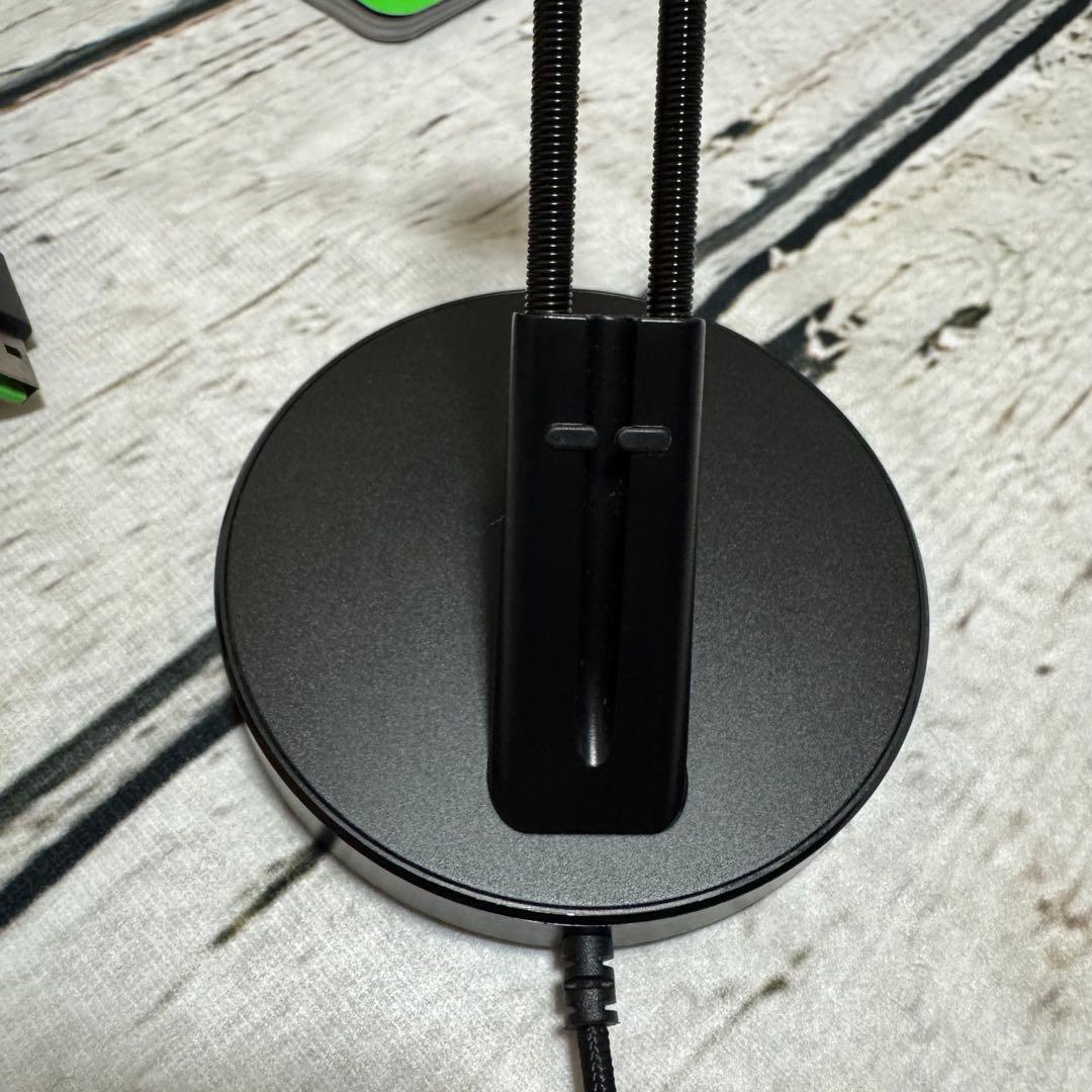 匿名配送 美品 RAZER マンバエリート マウスバンジー V3 Chroma