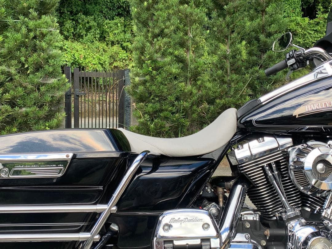 ハーレー　ツーリングモデル　シングルシート