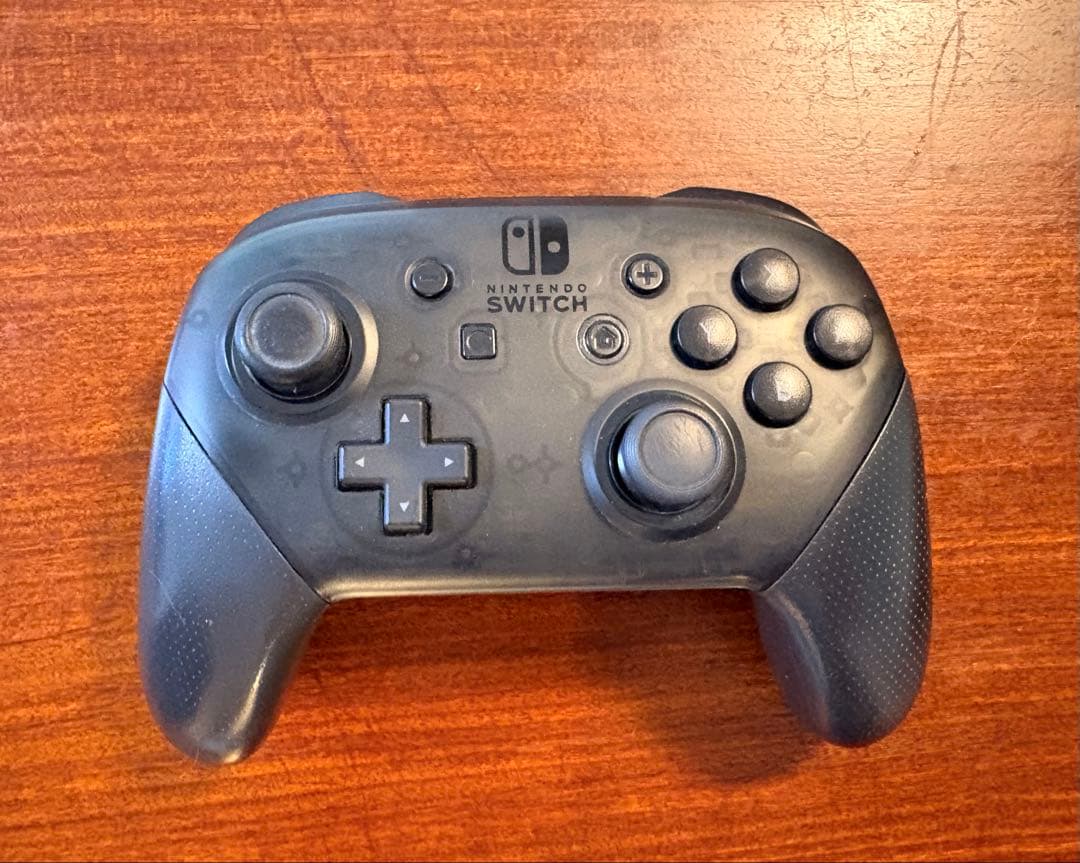 Nintendo Switch本体＋純正プロコン＋純正ケース　セット