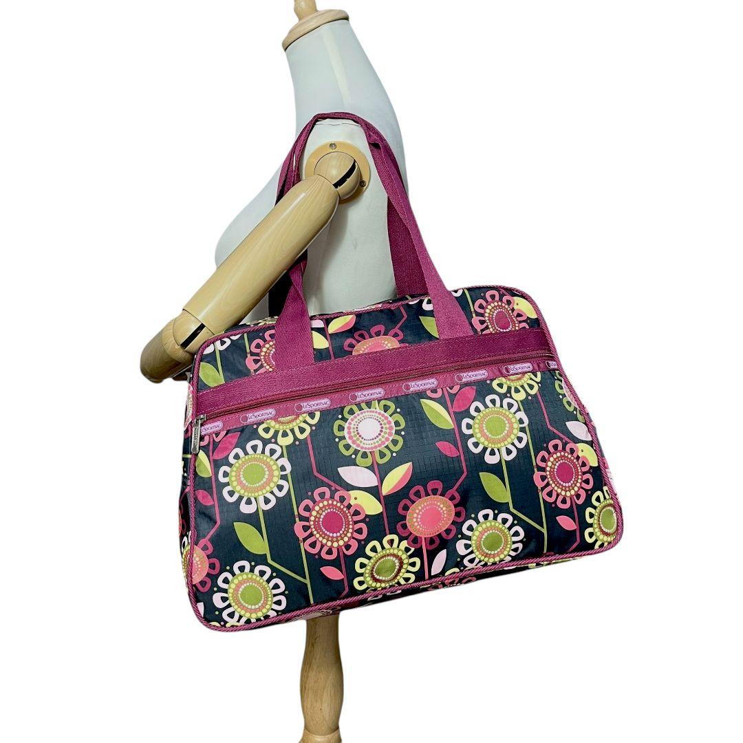 未使用級✨レスポートサック　A4可　ボストンバッグ　ナイロン　花柄　肩掛け　鍵付