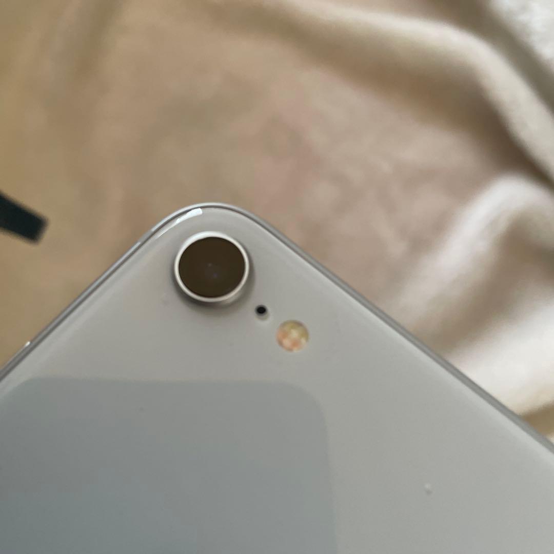 Apple iPhone 8 ホワイト