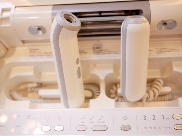 メーカー点検済み✴︎購入価格約34万円　サキナ　BIJOU ビジュー　美顔器