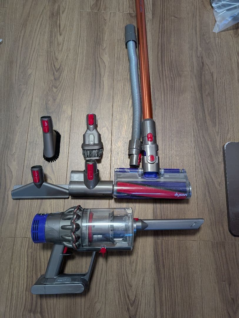 【ジャンク品】Dyson V10 Fluffy スタンド・付属品セット