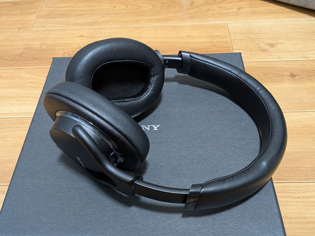 Sony ソニー 有線ヘッドホン MDR-1AM2（ブラック）