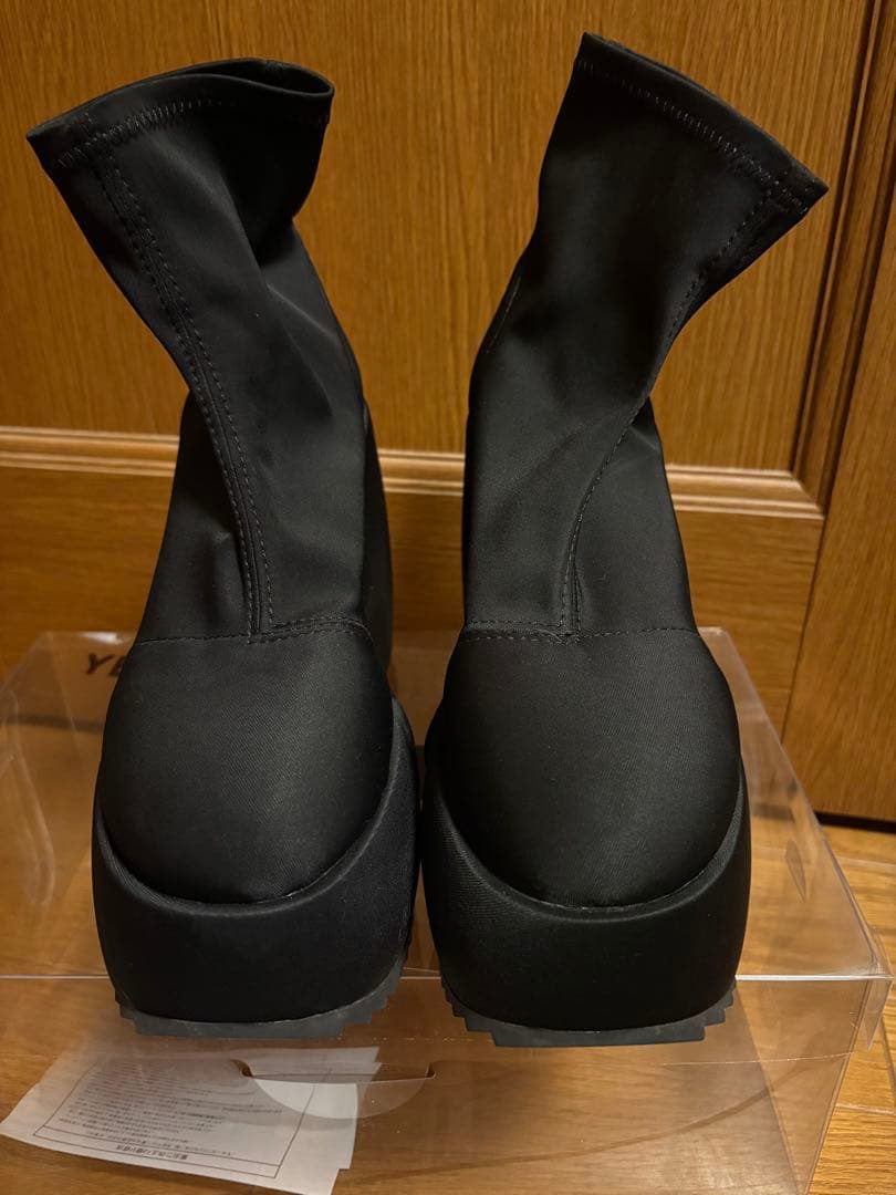 靴 TOKYO BLACK PLATFORM SHORT BOOTS YELLO