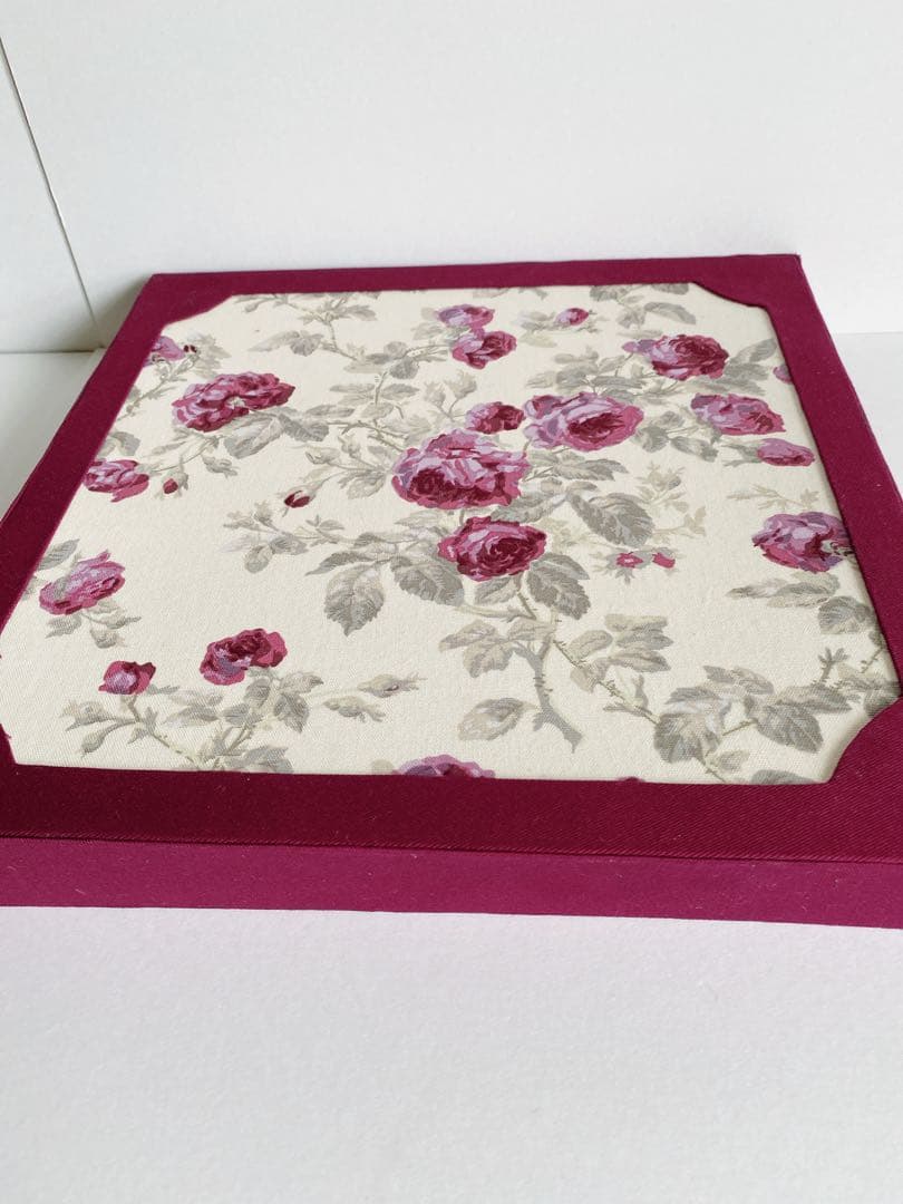 大きなカルトナージュボックス