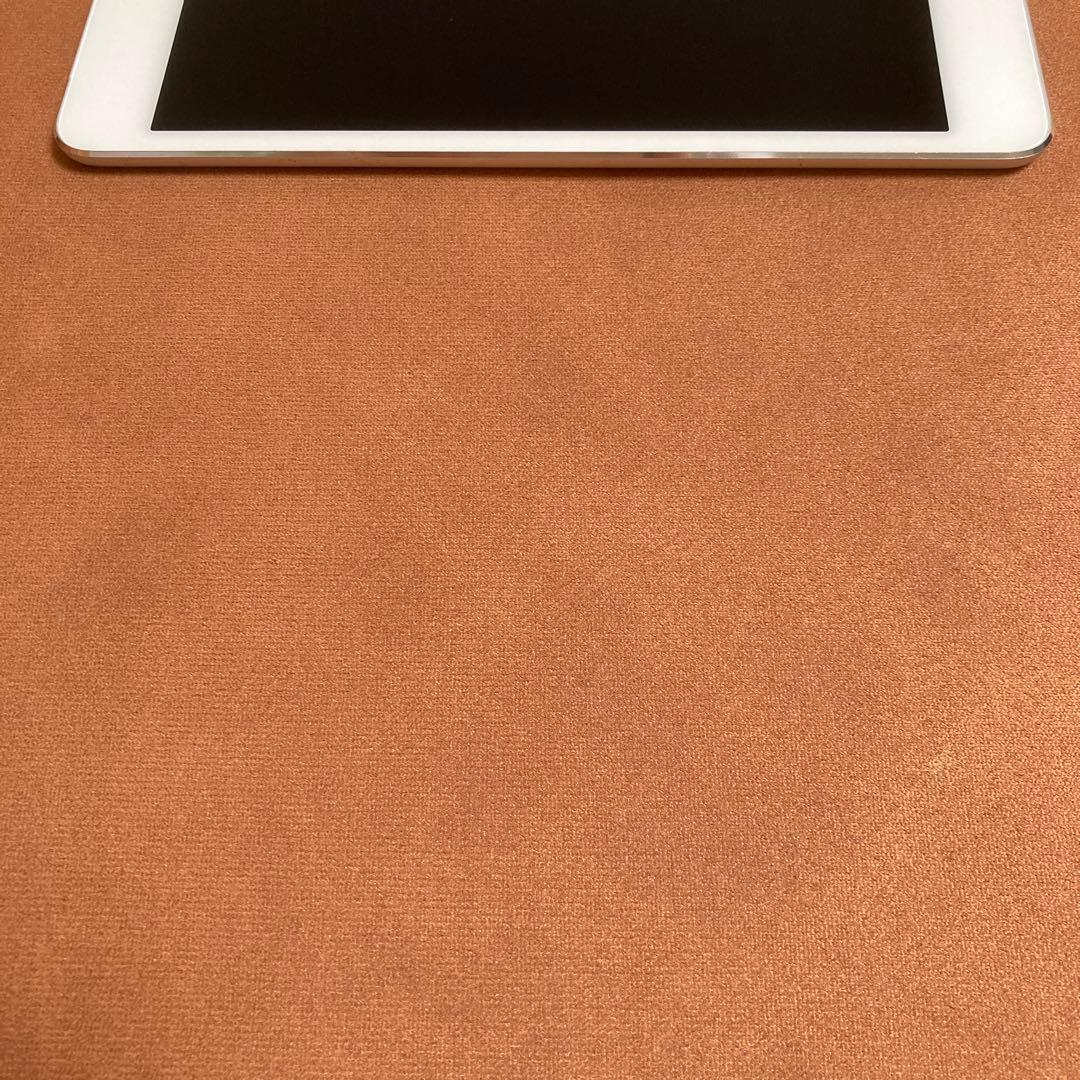 41【早い者勝ち】電池最良好☆iPadmini4第4世代128GB SIMフリー
