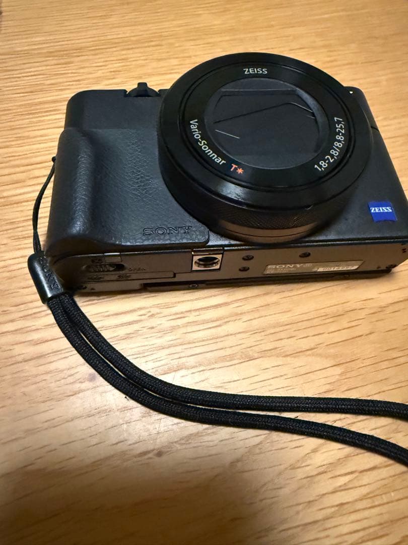 美品　ソニー　SONY DSC-RX100M5 デジカメ