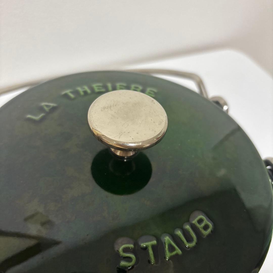 ストウブstaub ラウンド ティーポット 丸型 やかん ケトル　バジルグリーン