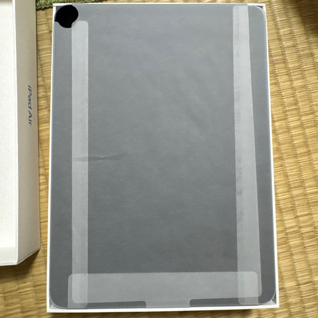 た*ー様 Apple iPad Air第5世代 3M9E3J/A 64GBブルー