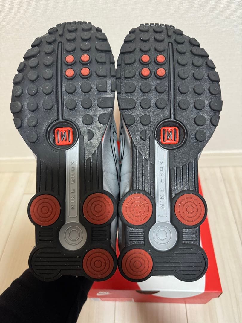 靴 Nike Shox R4 \"llic Silver/Red\" 27.5