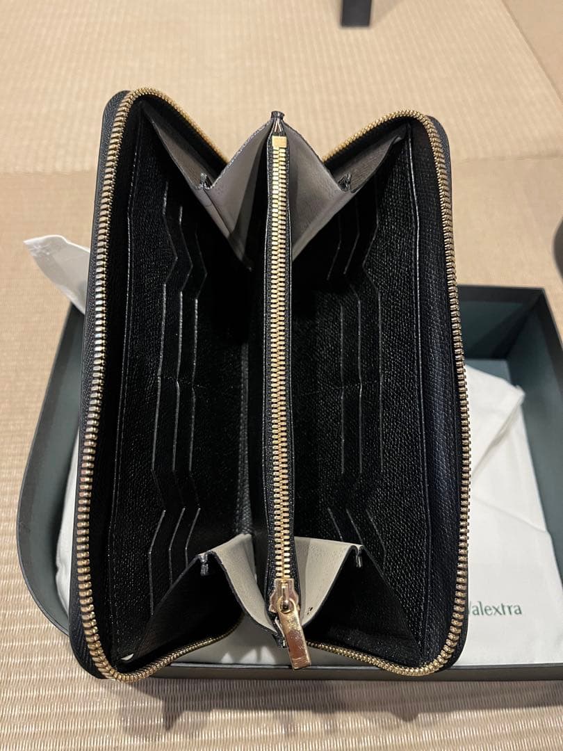 Valextra ブラック レザー 長財布