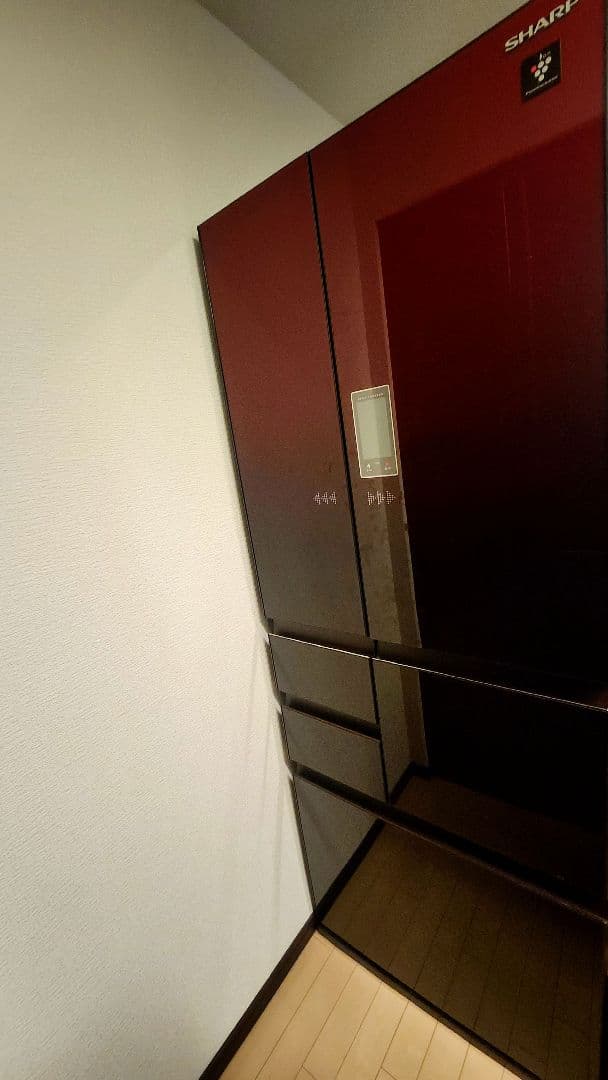 SHARP　家庭用　大型冷蔵庫　500L〜　自動製氷機能　RED レッド