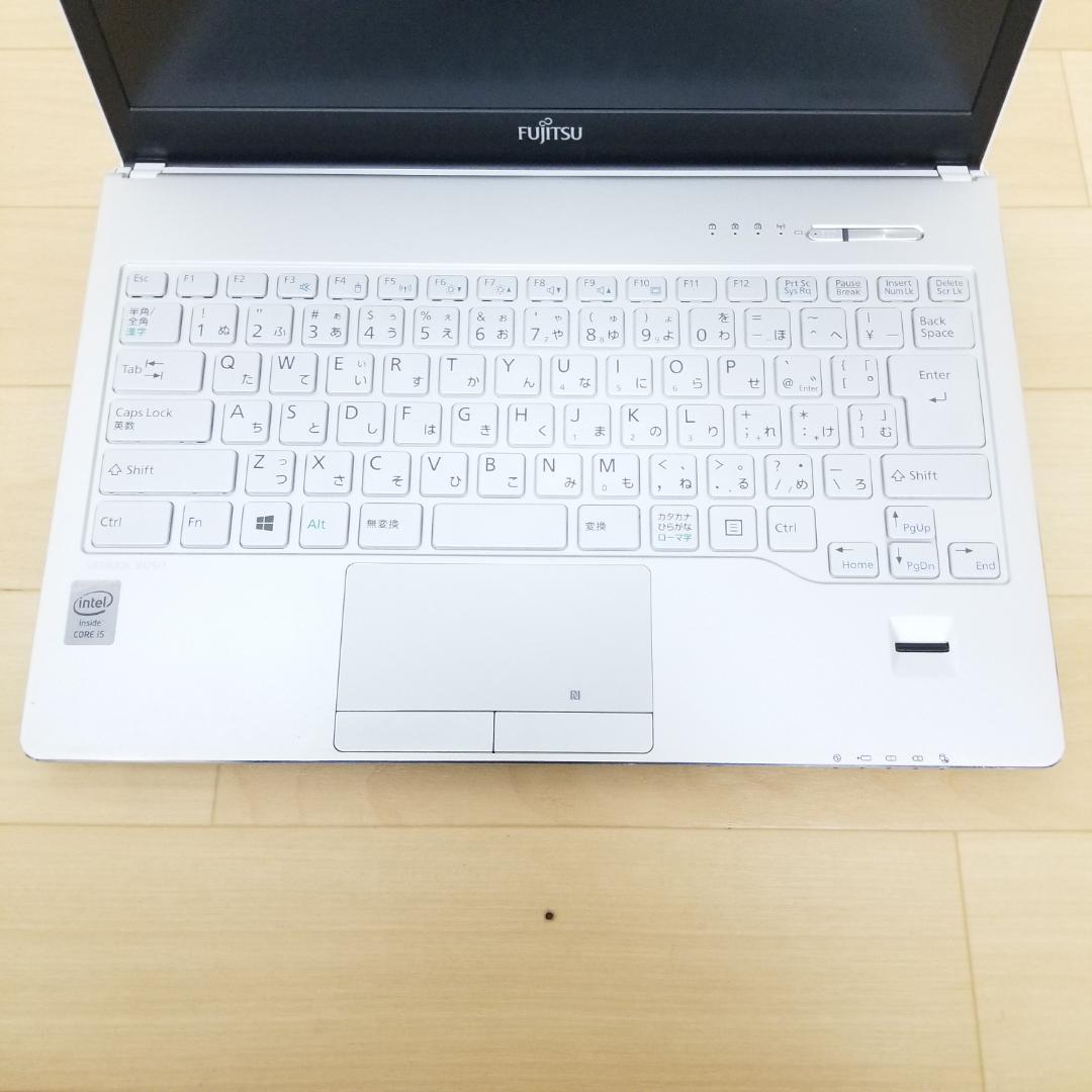 新品SSD Win11 i5搭載 DVD再生可 ノートPC 富士通 (E2946