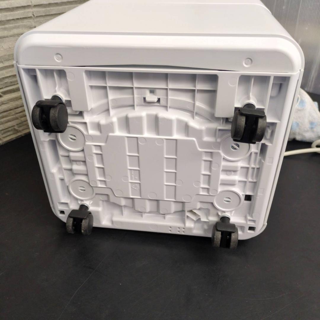 ☆アイリスオーヤマ　コンパクトクーラー　ICP-0301G