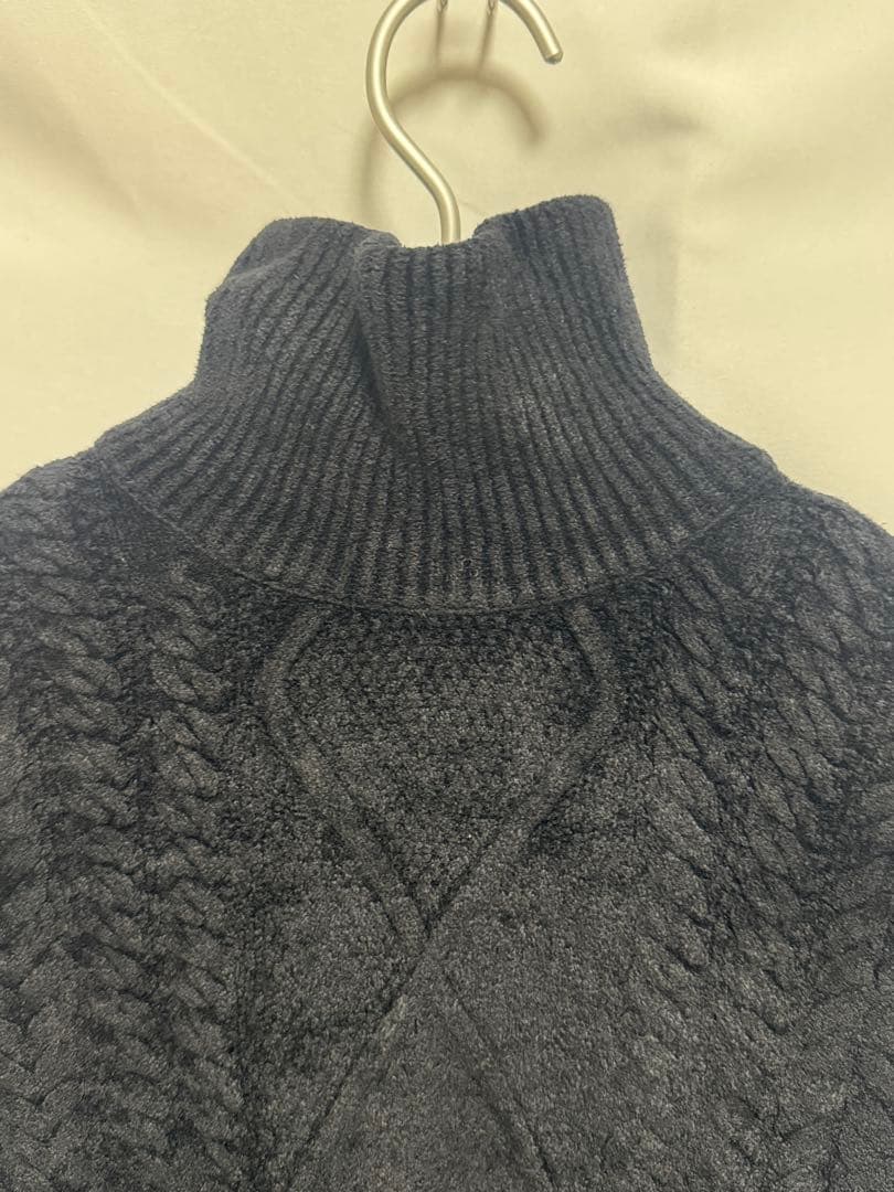 【新品 佐藤健 ABYTS】ケーブルニット タートルネック サイズ2 Mブラック