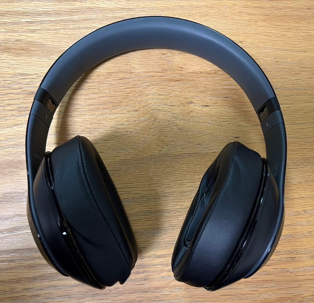 Beats ワイヤレスヘッドホン 黒