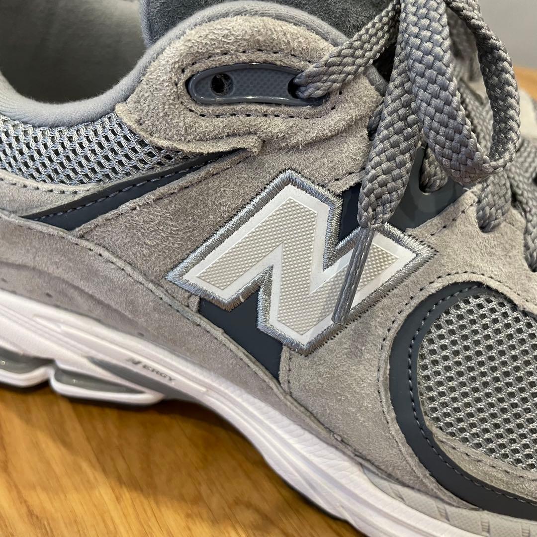 極美品・未使用級 箱付New Balance M2002RSTグレー　28cm