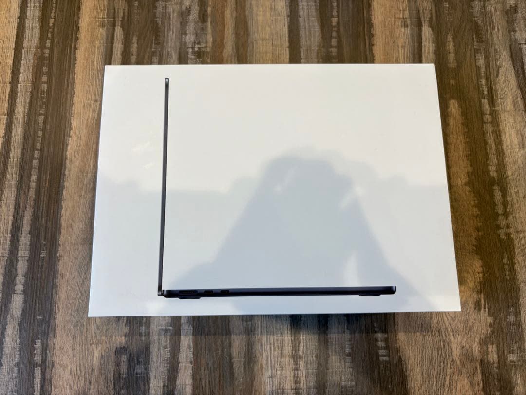 J*g様 MacBook Airミッドナイトブラック 8GB 256GB 13.