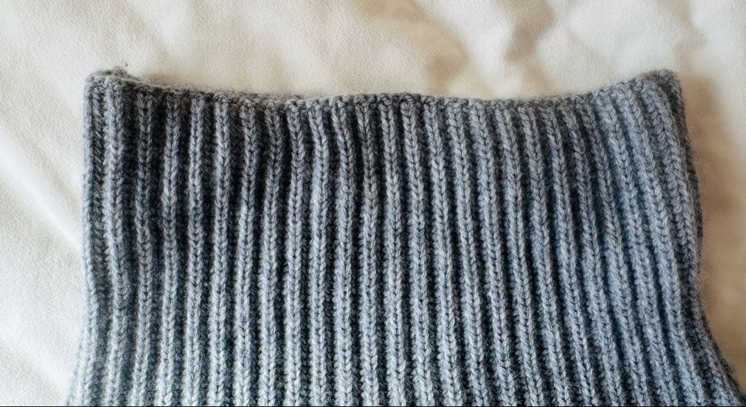 THE SHISHIKUI HIGH NECK KNIT カシミヤ