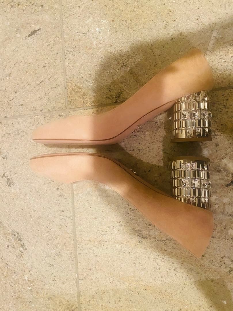 【プロフィールご覧ください】pon プラダ　2018年春夏　ヒール靴