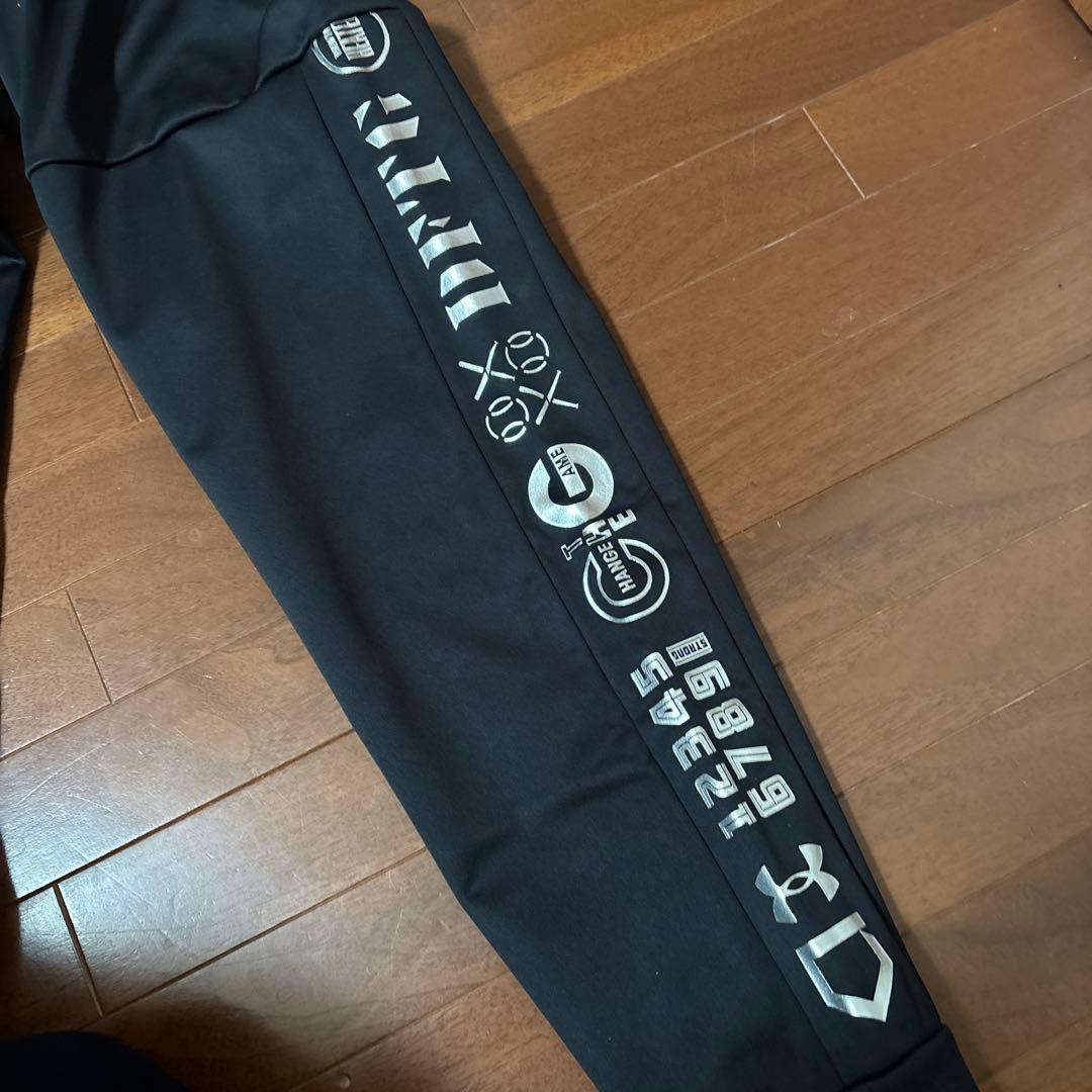 新品　アンダーアーマー　アンディナイアブル　UAベースボールの最高峰　起毛　L