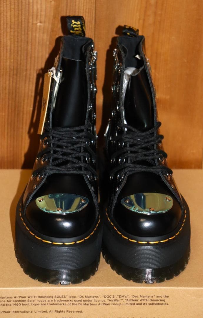 新品 ドクターマーチン JADON MAX REBEL ブーツ (UK4)Ⓗ