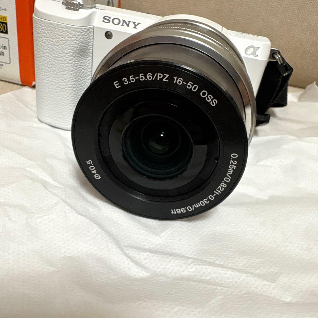【美品】SONY ソニー α5100 ミラーレス 一眼 パワーズームレンズキット