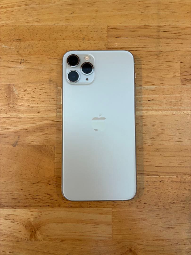 【ジャンク】Apple iPhone 11 Pro シルバー 本体
