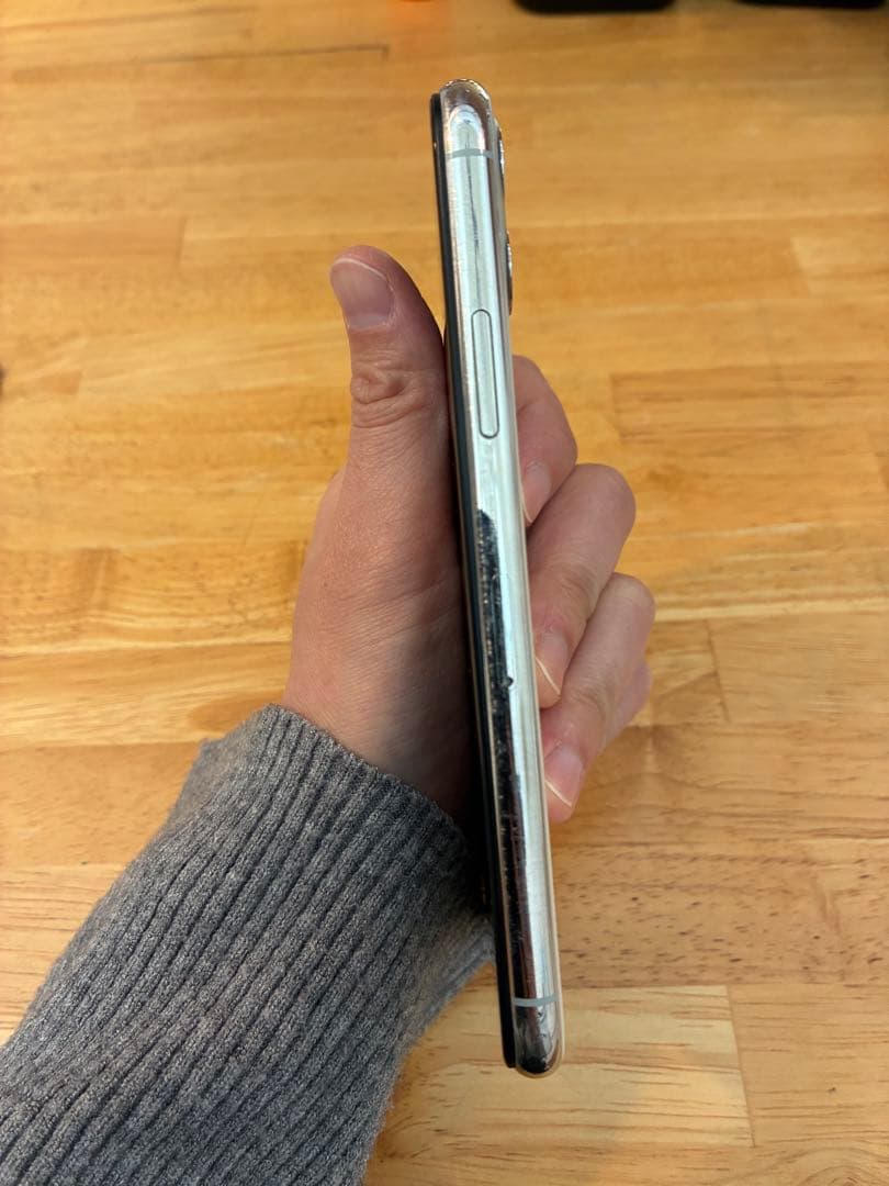 【ジャンク】Apple iPhone 11 Pro シルバー 本体