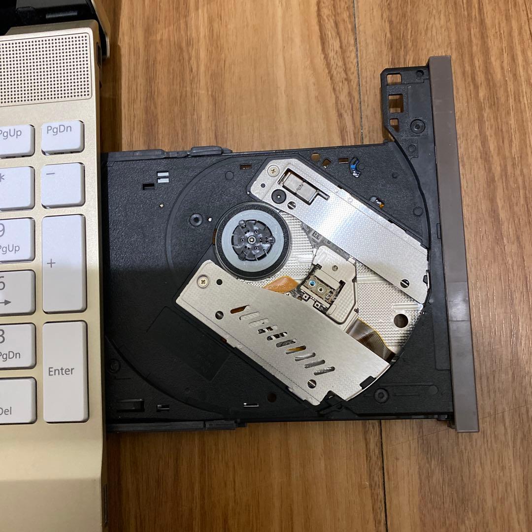 富士通 LIFEBOOK15.6インチ 日本語キーボード