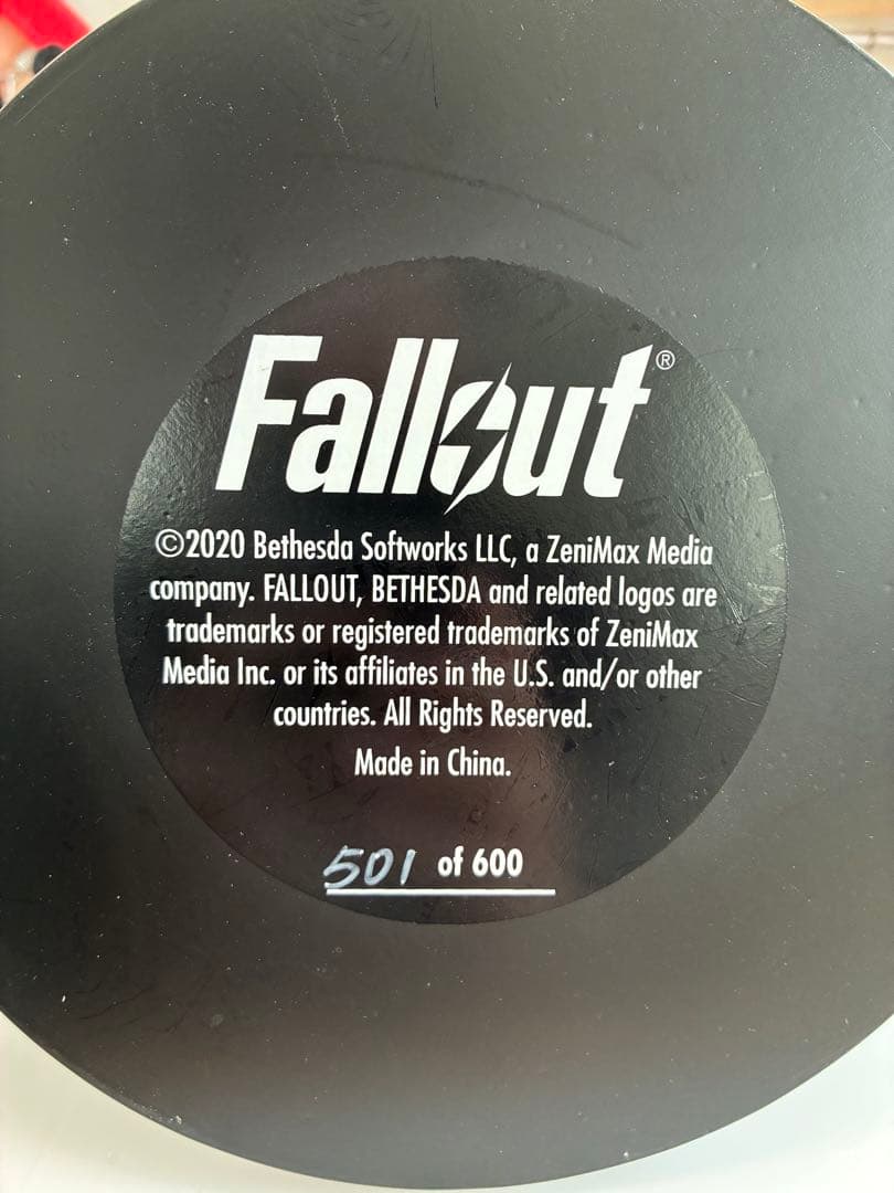 Fallout sentry bot セントリーボット フィギュア