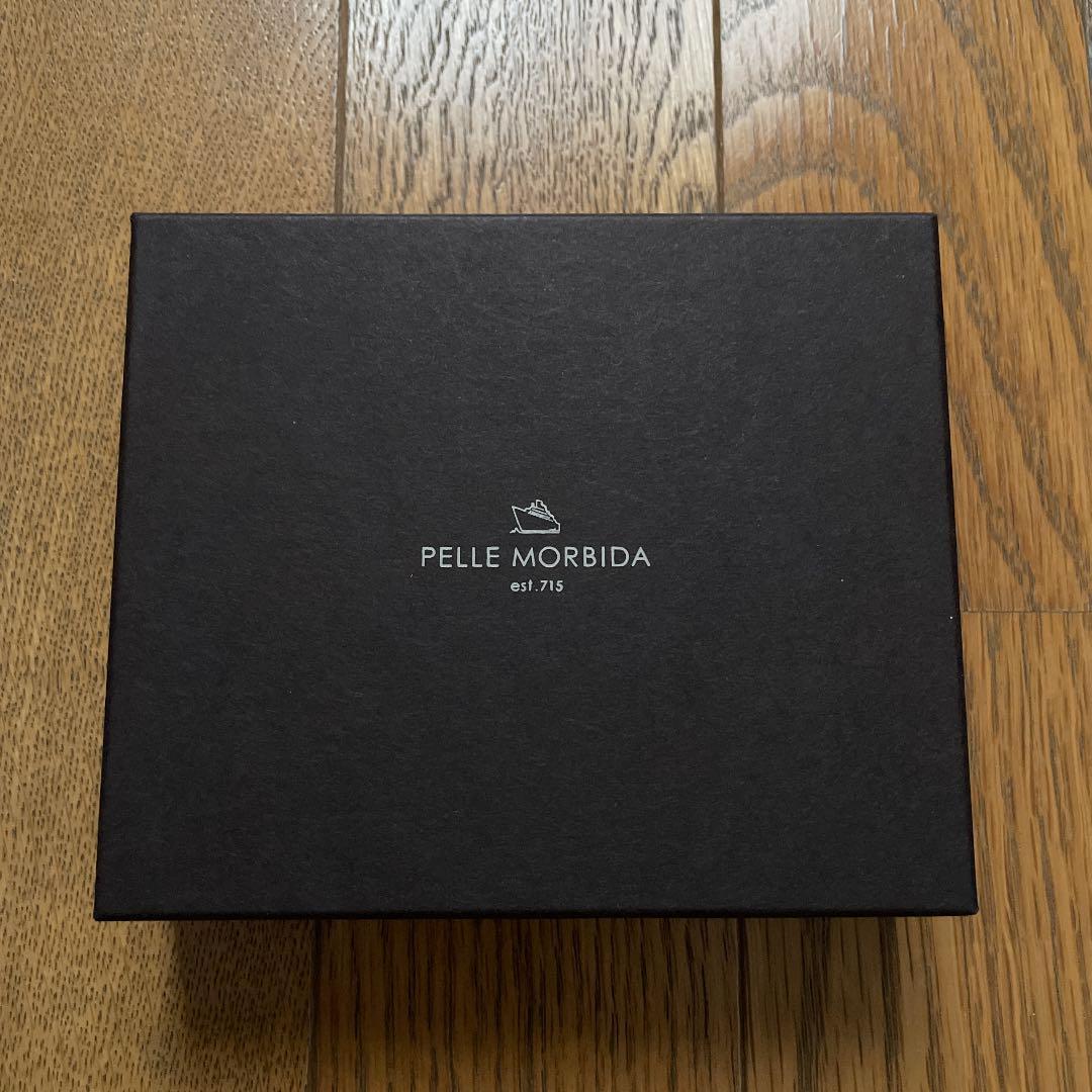 ペッレモルビダ IDケース オレンジ