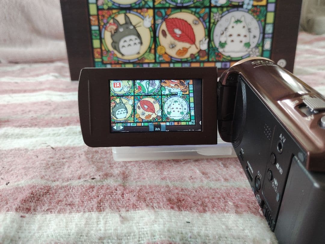 ビデオカメラ　Panasonic HC-V330M