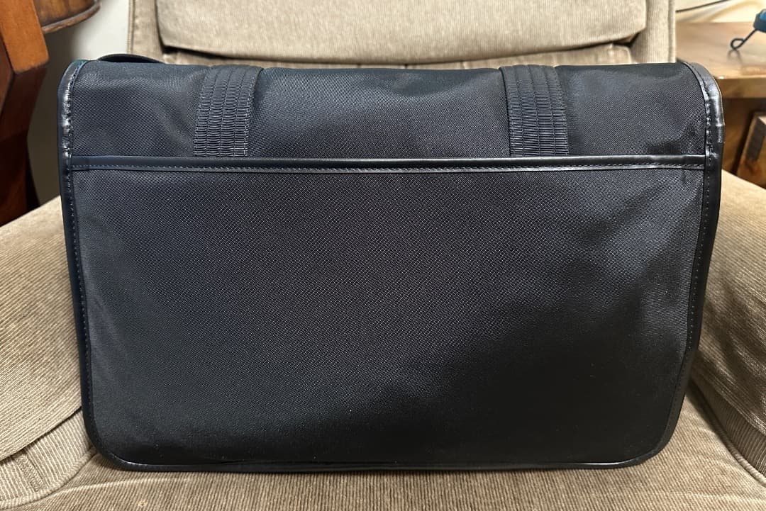 ポロ　ラルフローレン　メッセンジャーバッグ　ショルダーバッグ　　A4　未使用新品