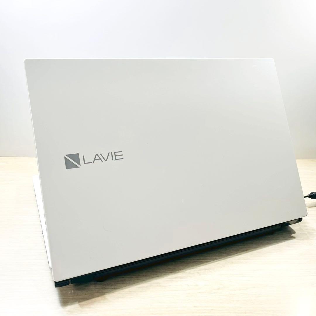 爆速SSD✨Windows11 ノートパソコン オフィス カメラ i5 白