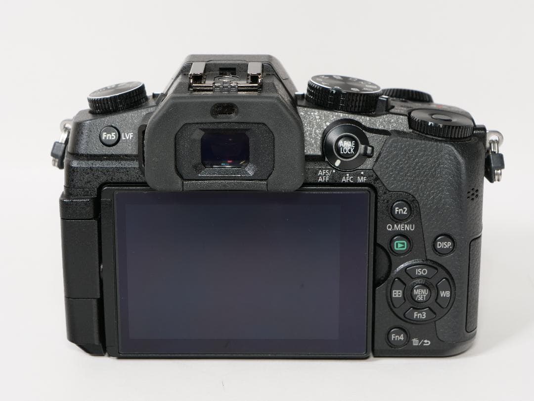 【シャッター回数57回】パナソニック LUMIX DMC-G8 レンズキット