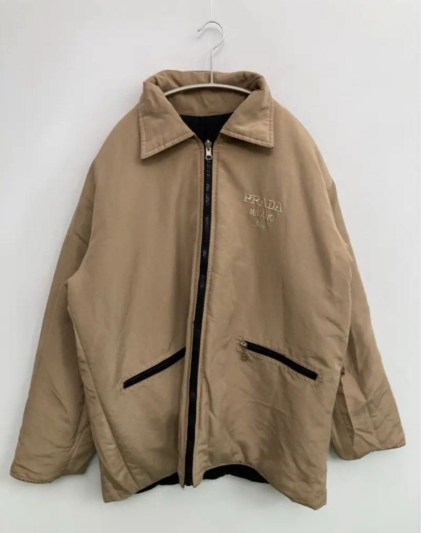 PRADAのブルゾン