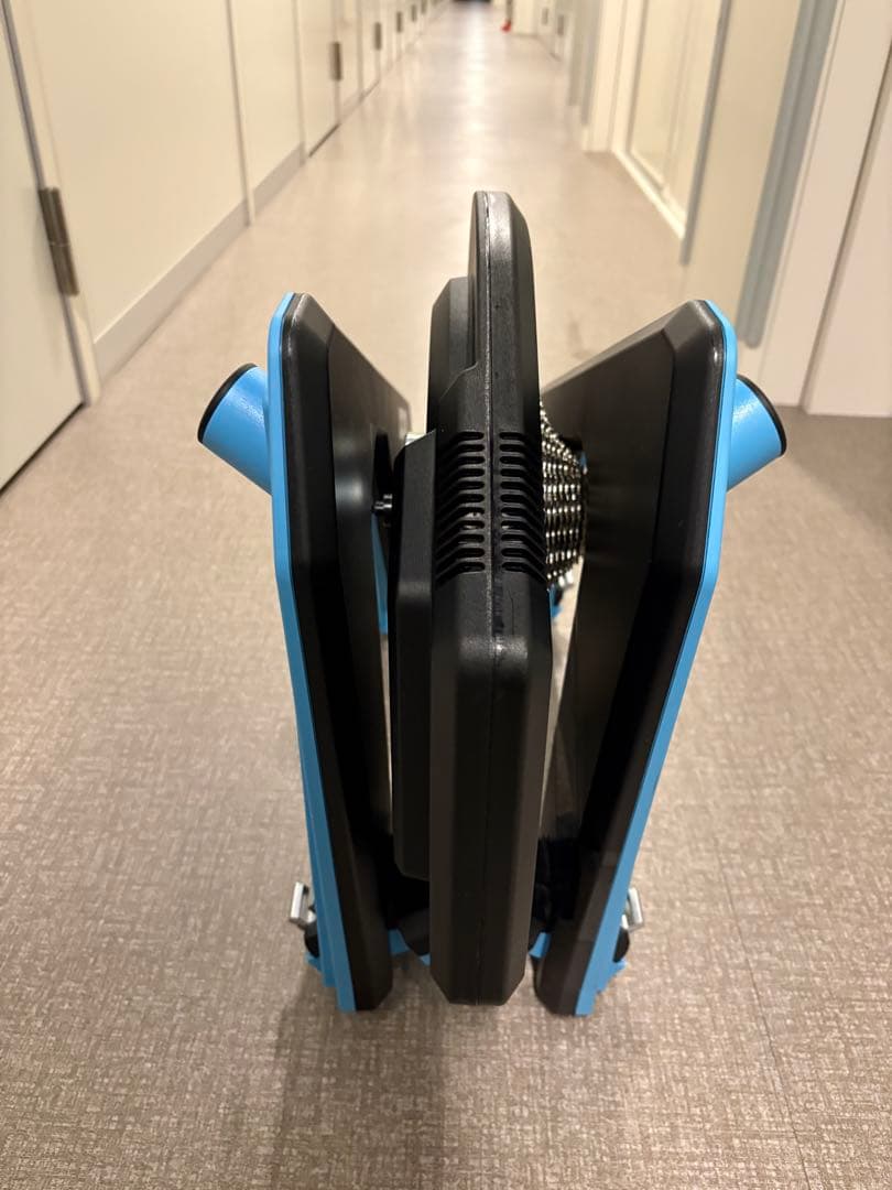 Tacx NEO 2T スマートトレーナー