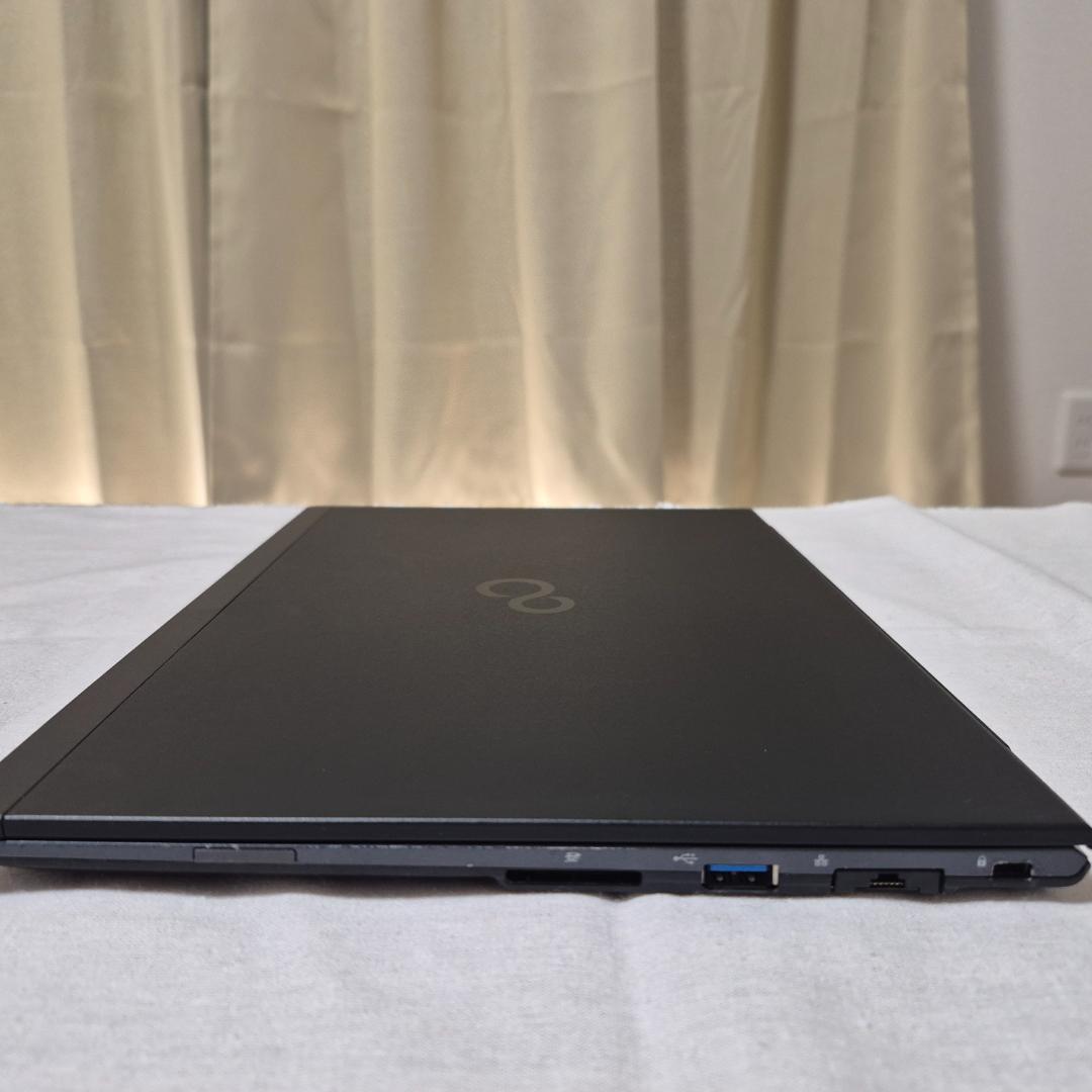 モバイルノートPC LIFEBOOK 13.3インチ 本体 i5 512GB