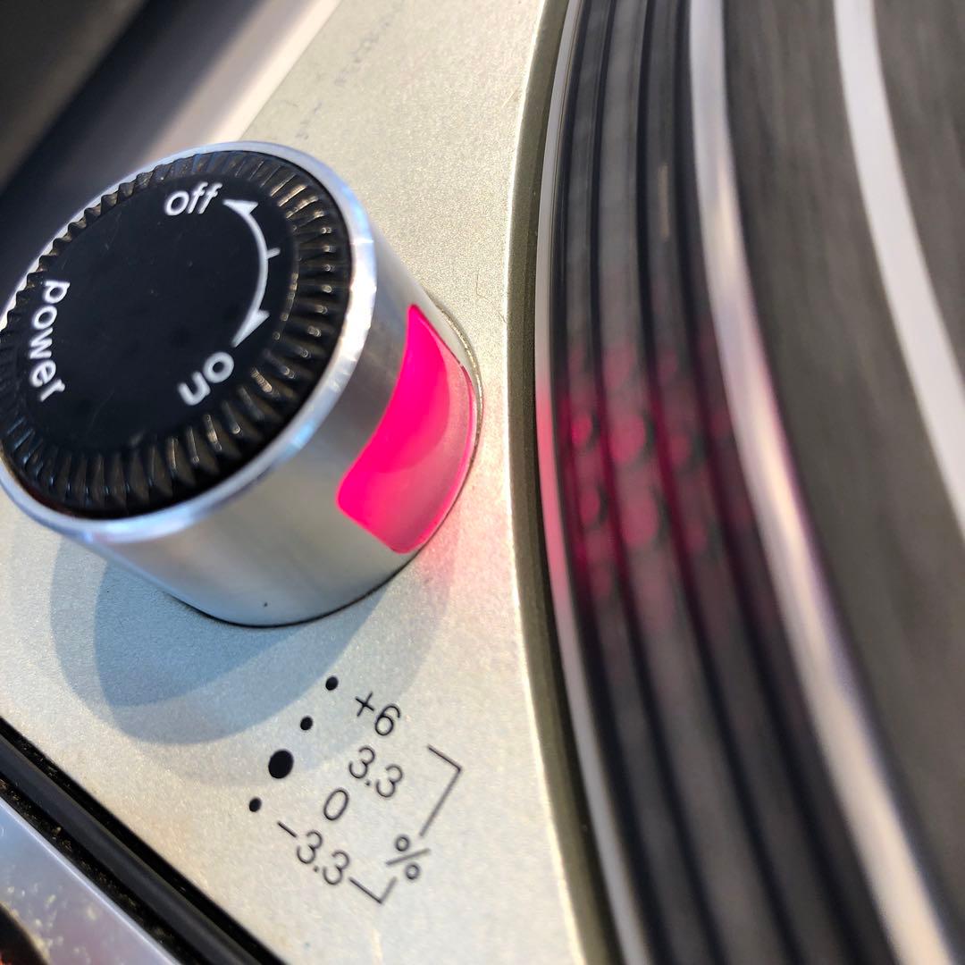 Technics SL-1200MK3Dターンテーブル 電源入りました