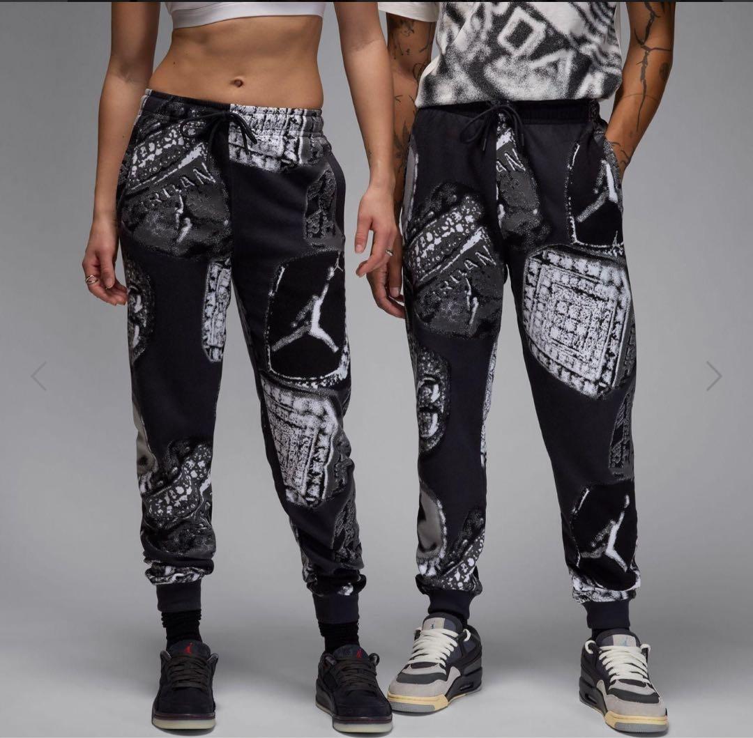 ジョーダンナイキ スウェットフリースプルオーバー パーカー & ジョガーパンツ